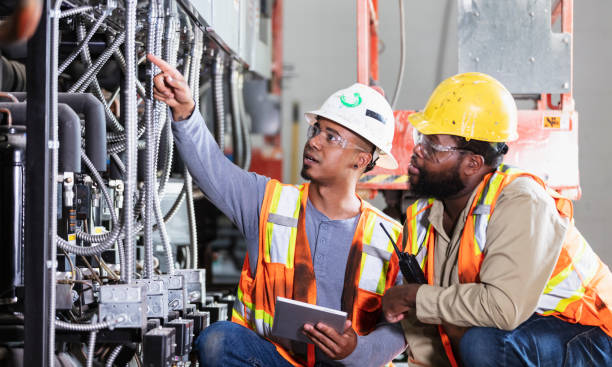 Best Commercial Electrician Services  in Putnam Lake, NY